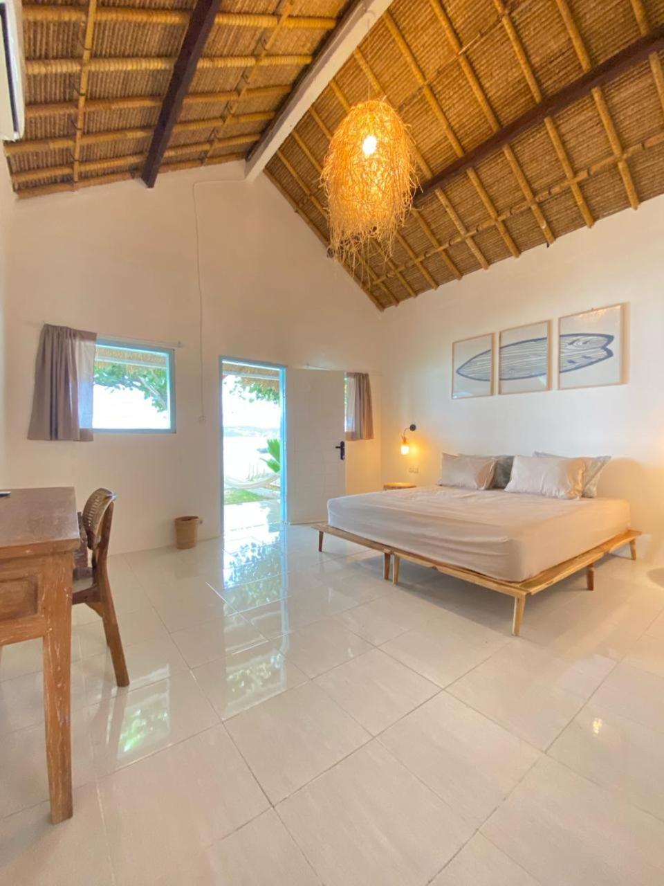 Surf Shack Grupuk Hotell Bumbang Eksteriør bilde