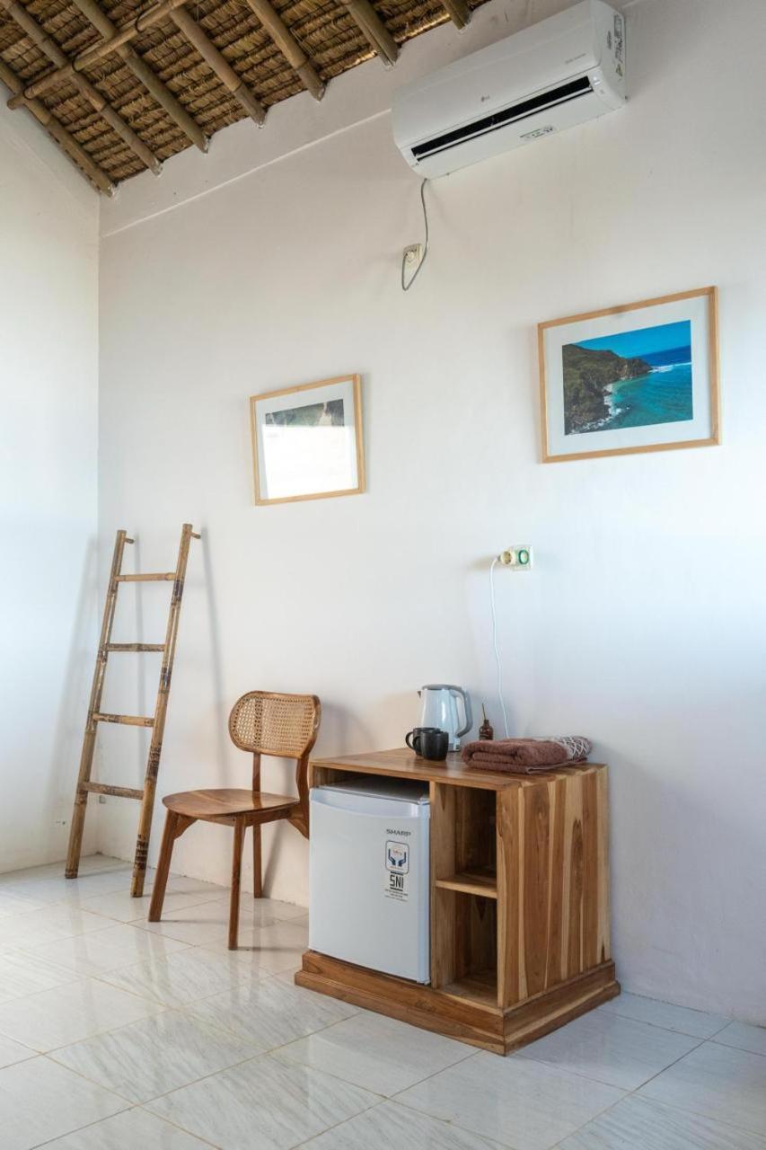 Surf Shack Grupuk Hotell Bumbang Eksteriør bilde